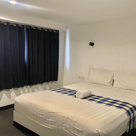Taman Unique Hotel Сенггиги Экстерьер фото
