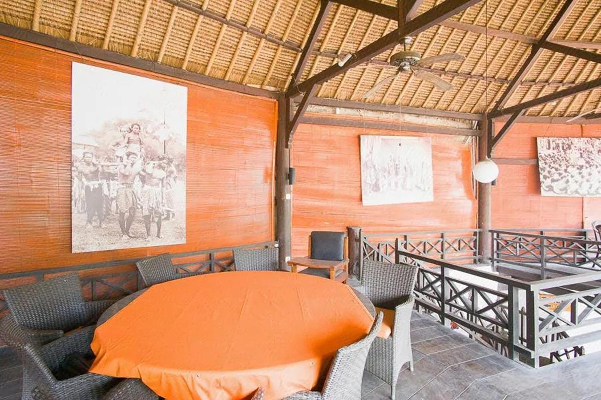 Taman Unique Hotel Сенггиги Экстерьер фото